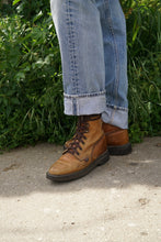 Load image into Gallery viewer, Levi's Distressed Denim
