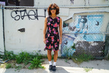 Load image into Gallery viewer, 90's Floral Dress