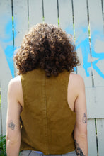 Load image into Gallery viewer, Vintage 1950's Cartridge vest