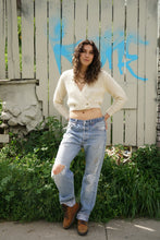 Load image into Gallery viewer, Levi's Distressed Denim