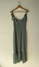 Load image into Gallery viewer, Reformation Dress