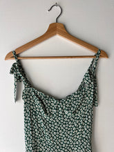 Load image into Gallery viewer, Reformation Dress