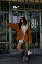 Load image into Gallery viewer, 70's Shearling Coat