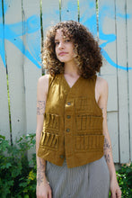 Load image into Gallery viewer, Vintage 1950's Cartridge vest