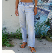 Load image into Gallery viewer, Vintage Levi's