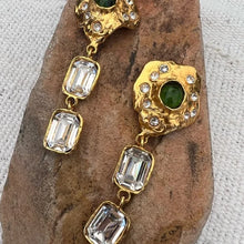 Load image into Gallery viewer, Mondo Mondo Gold Oyster Earrings