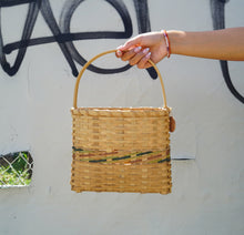 Load image into Gallery viewer, Basket Bag