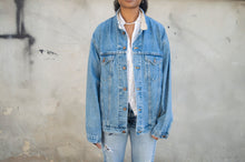Load image into Gallery viewer, 90's Arizona Denim Jacket