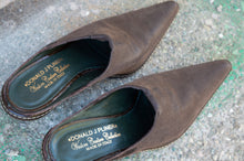 Load image into Gallery viewer, Donald J. Pliner mules