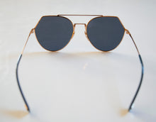 Load image into Gallery viewer, Fendi Sunglasses