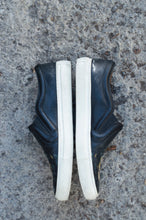 Load image into Gallery viewer, Givenchy Rottweiler Skate Sneaker