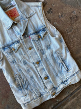 Load image into Gallery viewer, LEVI'S Denim Vest