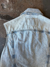 Load image into Gallery viewer, LEVI'S Denim Vest