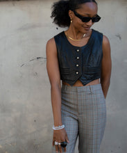 Load image into Gallery viewer, 90's leather vest