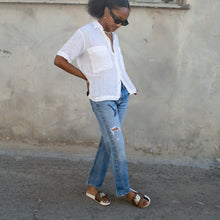 Load image into Gallery viewer, Vintage Linen Button Down