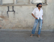 Load image into Gallery viewer, Vintage Linen Button Down