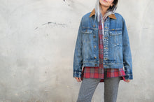 Load image into Gallery viewer, 90's LEE Denim Jacket