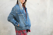 Load image into Gallery viewer, 90's LEE Denim Jacket