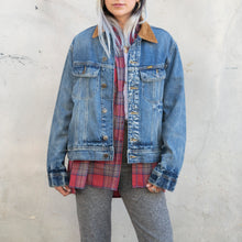 Load image into Gallery viewer, 90's LEE Denim Jacket