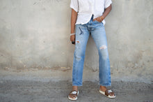 Load image into Gallery viewer, Vintage Levi's