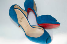 Load image into Gallery viewer, Christian Louboutin Pump