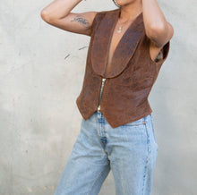 Load image into Gallery viewer, 90's Leather Vest