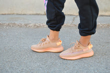 Load image into Gallery viewer, Adidas Yeezy Boosts 350 V2 - Clay