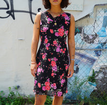 Load image into Gallery viewer, 90&#39;s Floral Dress
