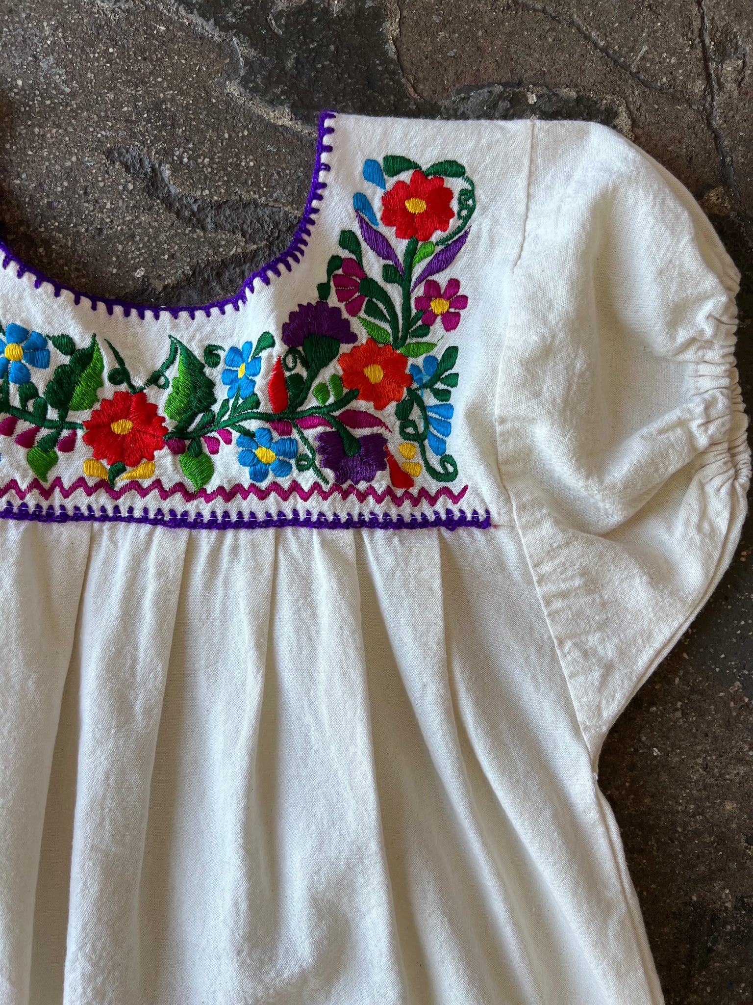 Blusa Bordada TM-79043 Embroidered Blouse  Embroidered blouse, Mexican  embroidered dress, Blouse