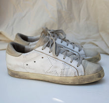 Load image into Gallery viewer, Golden Goose Sneakers
