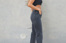 Load image into Gallery viewer, GRLFRND &quot;Helena&quot; Denim
