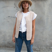 Load image into Gallery viewer, Handknit Vest
