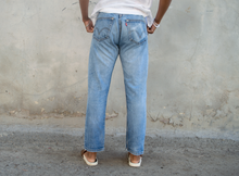 Load image into Gallery viewer, Vintage Levi&#39;s
