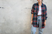 Load image into Gallery viewer, 90&#39;s oversized flannel

